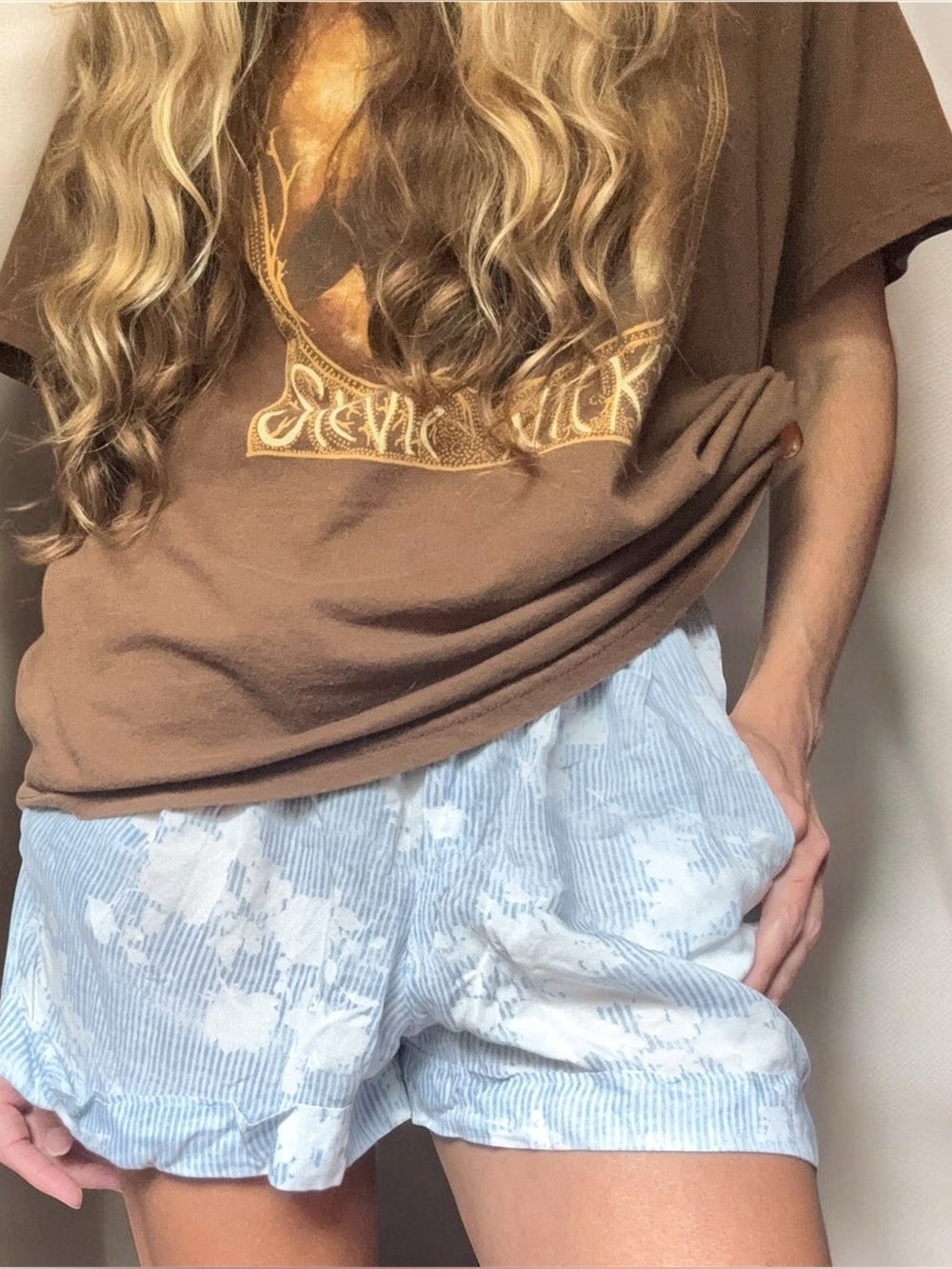 abercrombie Girls high rise Blue white striped trouser shorts